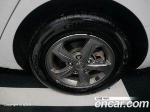 Hyundai AVANTE 1.6 2021 года из Южной Кореи