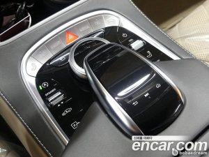 Mercedes-Benz S-Class Maybach S650 2020 года из Южной Кореи