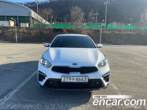 Kia K3 2020 года из Южной Кореи