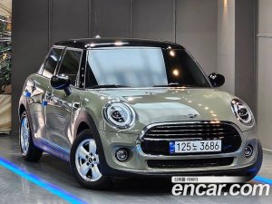 Mini Cooper 5Door DEFAULT 2020 года из Южной Кореи