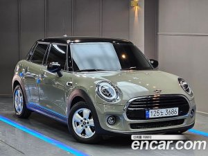 Mini Cooper 5Door DEFAULT 2020 года из Южной Кореи