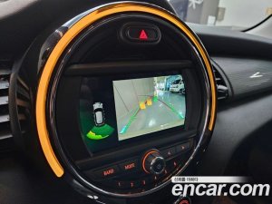 Mini Cooper 5Door DEFAULT 2020 года из Южной Кореи