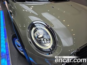 Mini Cooper 5Door DEFAULT 2020 года из Южной Кореи