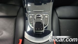 Mercedes-Benz C-Class C200 2020 года из Южной Кореи