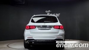 Mercedes-Benz GLC-Class GLC300 4MATIC Premium 2020 года из Южной Кореи