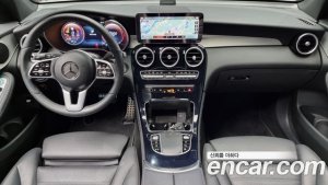 Mercedes-Benz GLC-Class GLC300 4MATIC Premium 2020 года из Южной Кореи