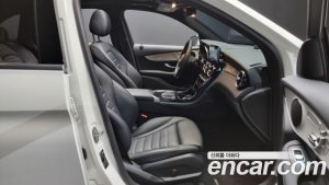 Mercedes-Benz GLC-Class GLC300 4MATIC Premium 2020 года из Южной Кореи