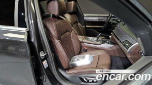 BMW 7-Series 730Ld xDrive Design Pure Excellence 2021 года из Южной Кореи