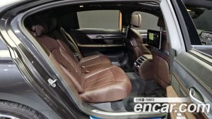 BMW 7-Series 730Ld xDrive Design Pure Excellence 2021 года из Южной Кореи
