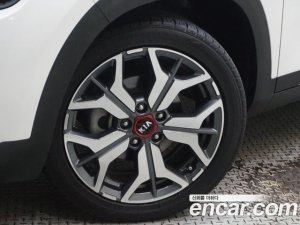 Kia Seltos Дизель 1.6 2WD 2020 года из Южной Кореи