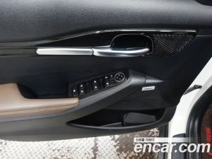 Kia Seltos Дизель 1.6 2WD 2020 года из Южной Кореи