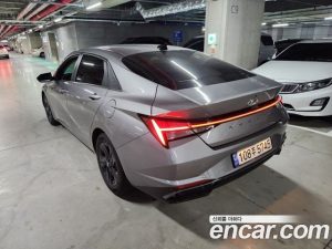 Hyundai AVANTE Inspiration 2021 года из Южной Кореи