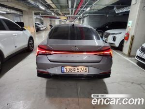 Hyundai AVANTE Inspiration 2021 года из Южной Кореи
