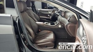 Mercedes-Benz CLS-Class CLS450 4MATIC AMG Line 2020 года из Южной Кореи