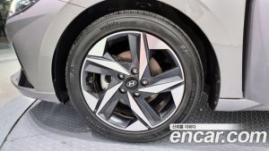 Hyundai AVANTE Inspiration 2021 года из Южной Кореи