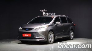 Toyota Sienna 2.5 HYBRID 2WD 2021 года из Южной Кореи