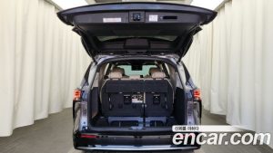 Toyota Sienna 2.5 HYBRID 2WD 2021 года из Южной Кореи