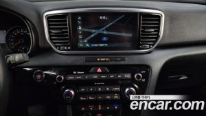 Kia Sportage Бензин 2.0 2WD 2022 года из Южной Кореи