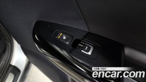 Kia Sportage Бензин 2.0 2WD 2022 года из Южной Кореи