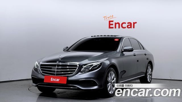 Mercedes-Benz E-Class E300 4MATIC Exclusive 2020 года из Кореи