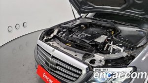 Mercedes-Benz E-Class E300 4MATIC Exclusive 2020 года из Южной Кореи