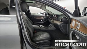 Mercedes-Benz E-Class E300 4MATIC Exclusive 2020 года из Южной Кореи