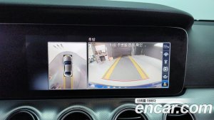Mercedes-Benz E-Class E300 4MATIC AMG Line 2020 года из Южной Кореи