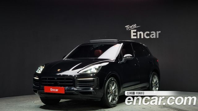 Porsche Cayenne 3.0 2020 года из Кореи