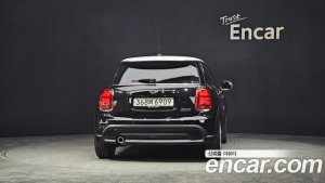 Mini Cooper CLASSIC Plus COMFORT PACK 2022 года из Южной Кореи