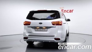 Kia Carnival 9-Seater Prestige 2020 года из Южной Кореи
