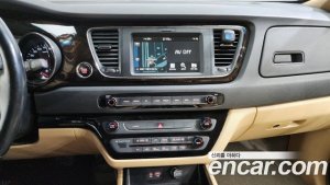 Kia Carnival 9-Seater Prestige 2020 года из Южной Кореи