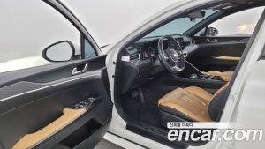 Kia K5 1.6 Turbo 2020 года из Южной Кореи