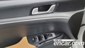 Kia K5 1.6 Turbo 2020 года из Южной Кореи