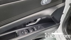 Hyundai AVANTE 1.6 2021 года из Южной Кореи