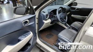 Hyundai Venue 1.6 Modern 2020 года из Южной Кореи