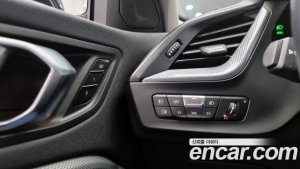 BMW 1-Series 118d Sport 2021 года из Южной Кореи