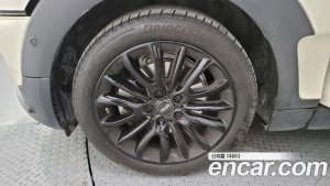 Mini Clubman High 2021 года из Южной Кореи