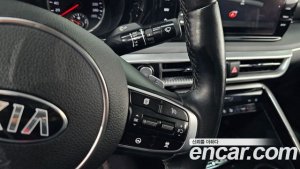 Kia K5 2.0 2021 года из Южной Кореи