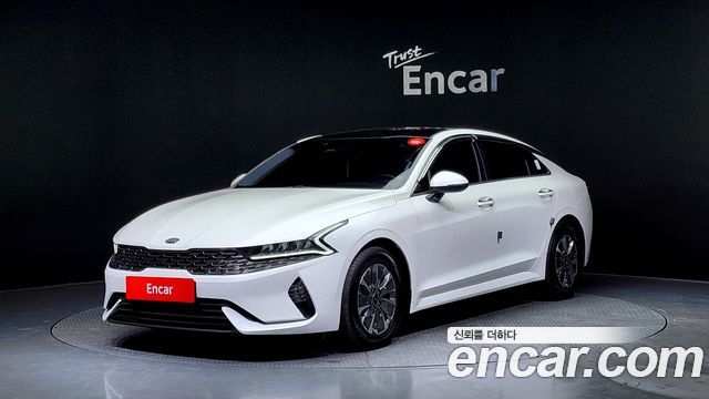 Kia K5 2021 года из Кореи