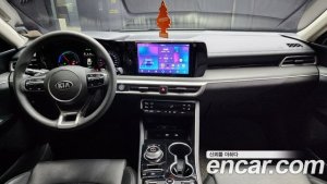 Kia K5 2021 года из Южной Кореи