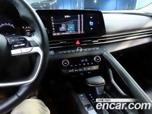 Hyundai AVANTE Modern 2021 года из Южной Кореи