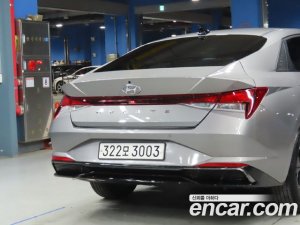 Hyundai AVANTE Modern 2021 года из Южной Кореи