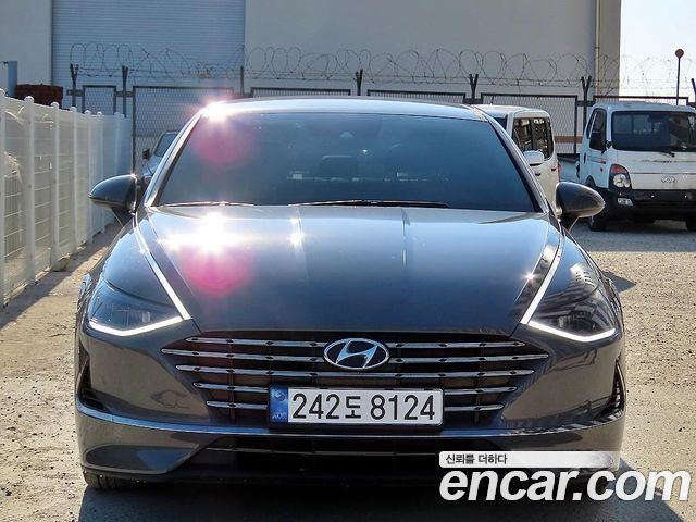 Hyundai Sonata Modern 2022 года из Кореи