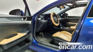 Kia K5 1.6 Turbo 2021 года из Южной Кореи