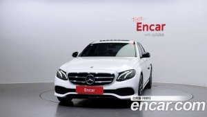 Mercedes-Benz E-Class E250 Avantgarde 2020 года из Южной Кореи