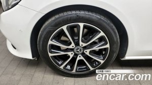 Mercedes-Benz E-Class E250 Avantgarde 2020 года из Южной Кореи
