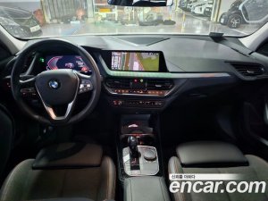 BMW 1-Series 118d Sport 2021 года из Южной Кореи