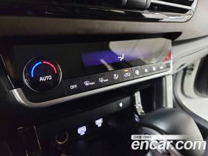 Kia Seltos Бензин 1.6 Turbo 2WD 2021 года из Южной Кореи