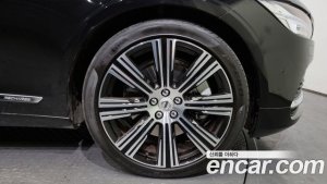 Volvo S90 T8 AWD Inscription 2021 года из Южной Кореи