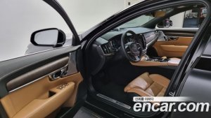 Volvo S90 T8 AWD Inscription 2021 года из Южной Кореи